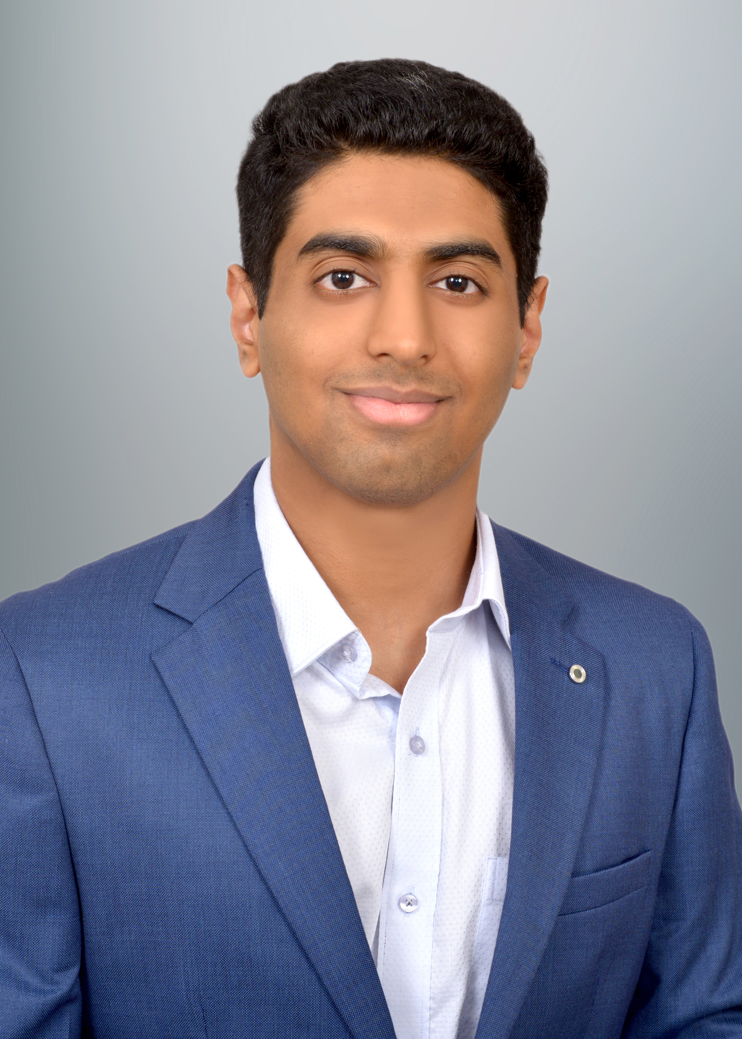 Mihir Kulkarni headshot